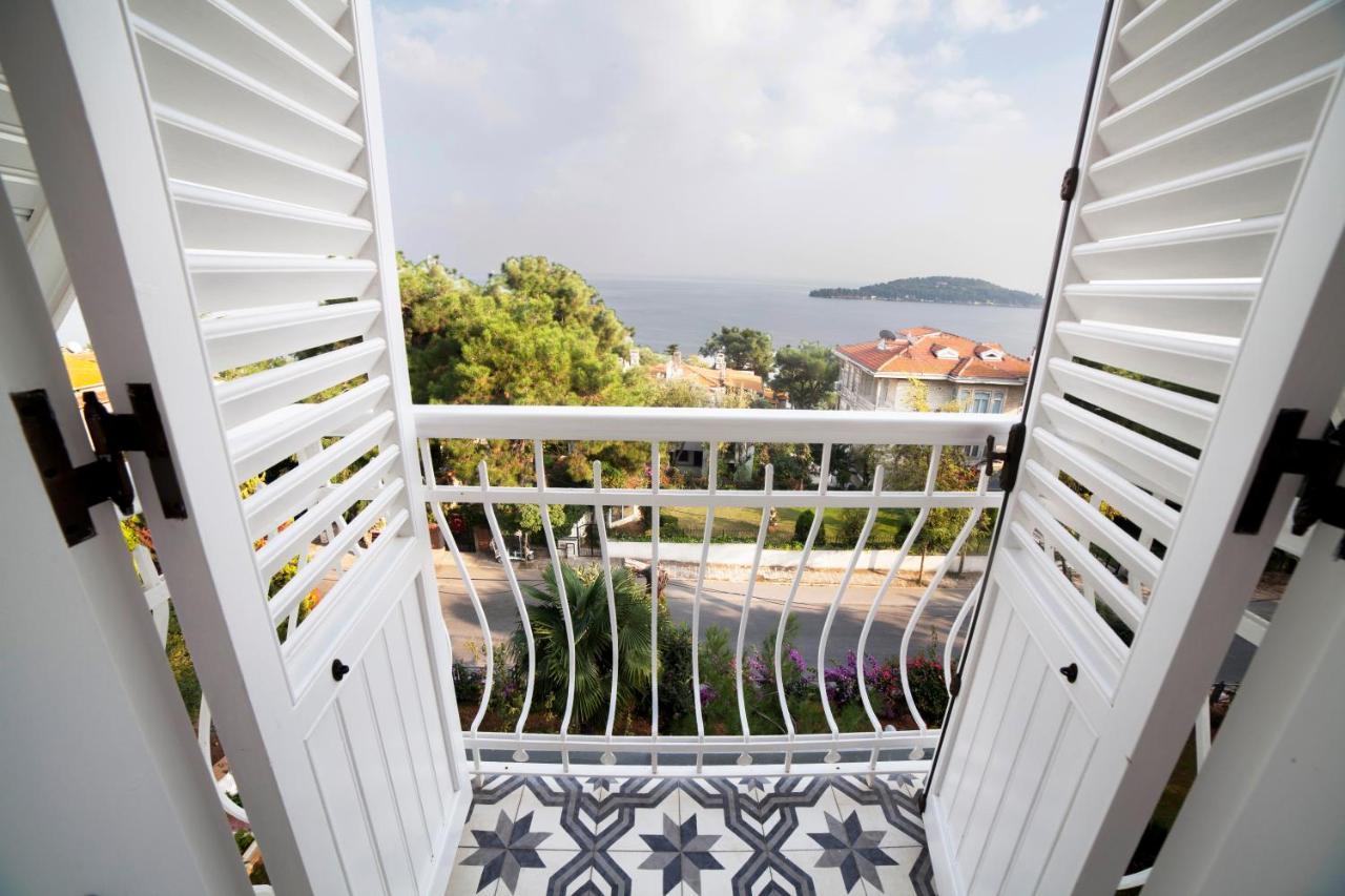 Triada Hotel Bueyuekada Adalar Extérieur photo