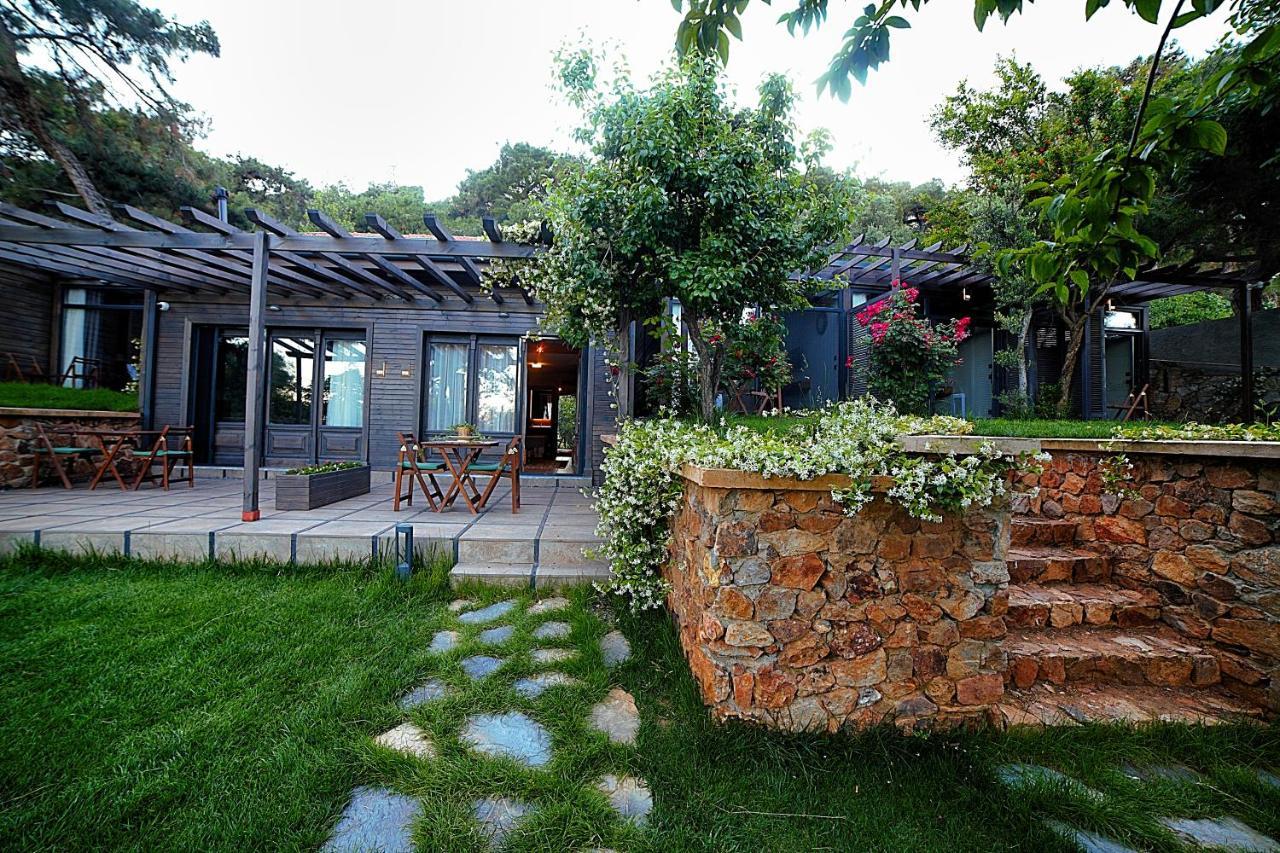 Triada Hotel Bueyuekada Adalar Extérieur photo