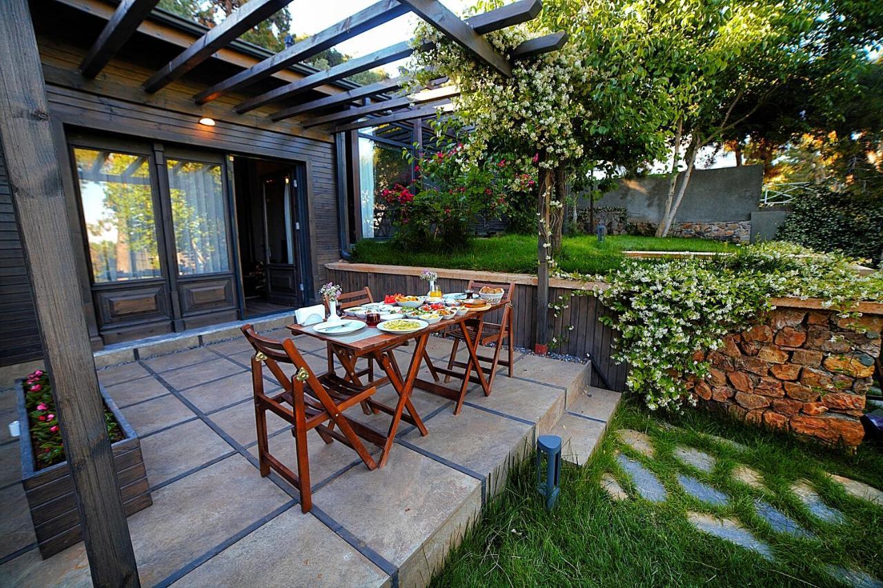 Triada Hotel Bueyuekada Adalar Extérieur photo