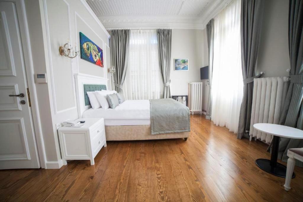 Triada Hotel Bueyuekada Adalar Extérieur photo