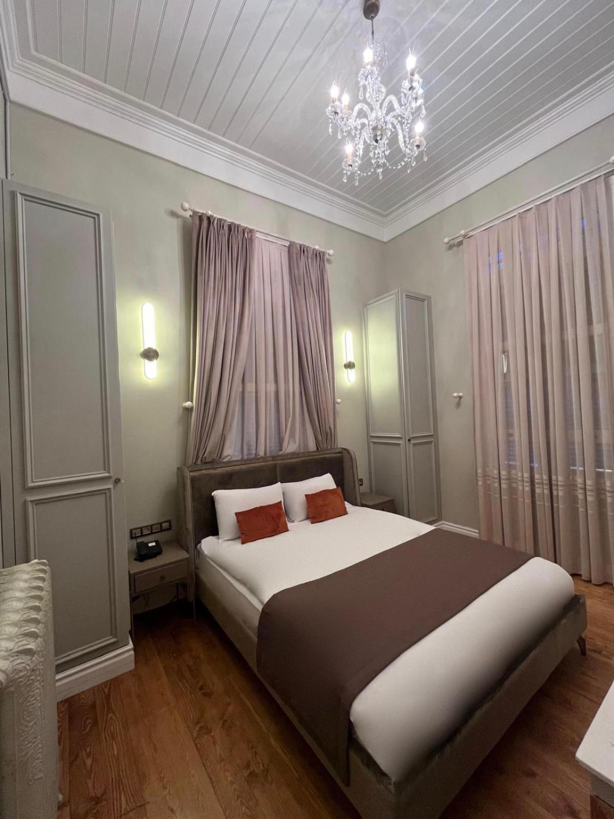 Triada Hotel Bueyuekada Adalar Extérieur photo