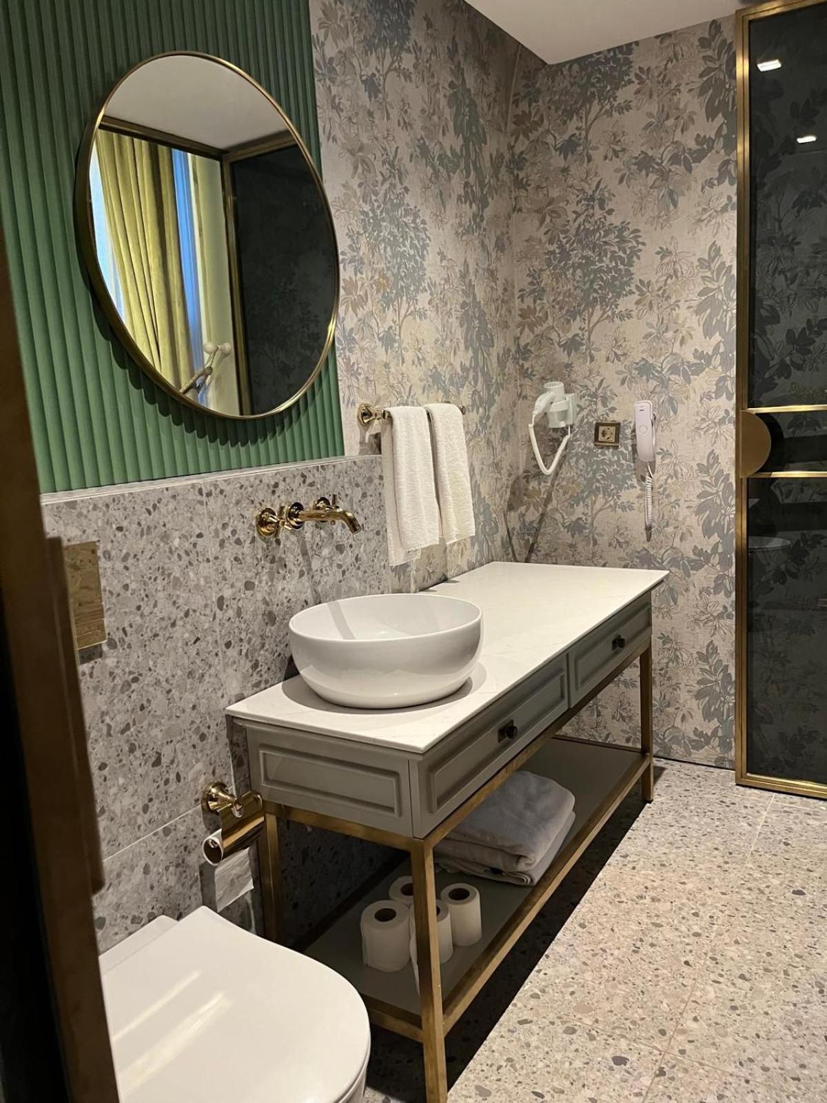 Triada Hotel Bueyuekada Adalar Extérieur photo