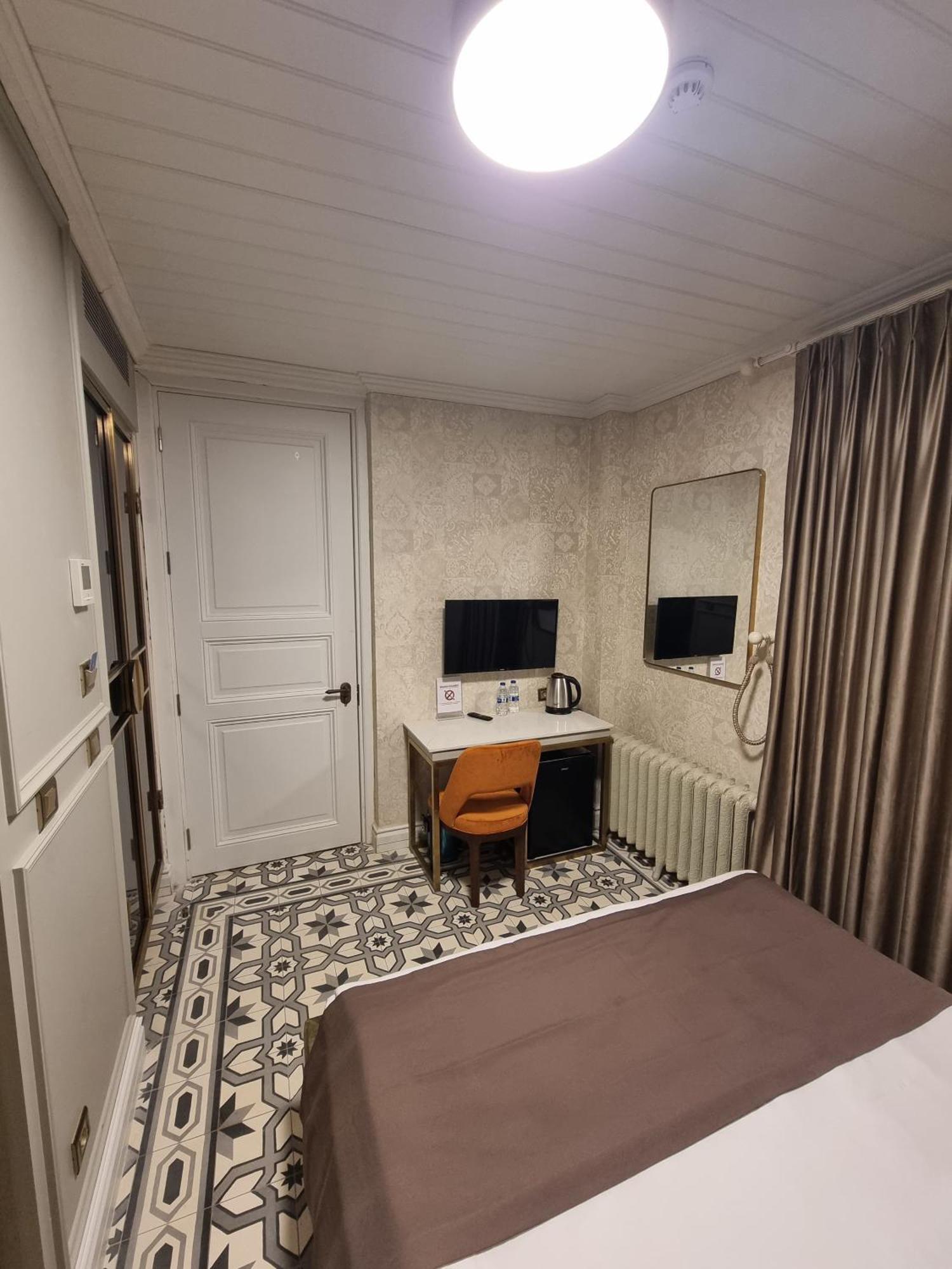 Triada Hotel Bueyuekada Adalar Extérieur photo